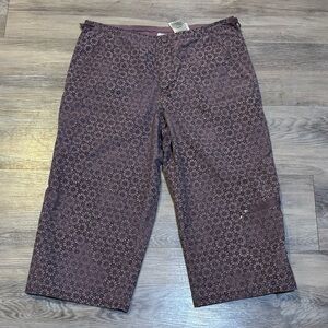 VTG Y2K 2005 Columbia purple floral wide leg capri hiking pants size Small